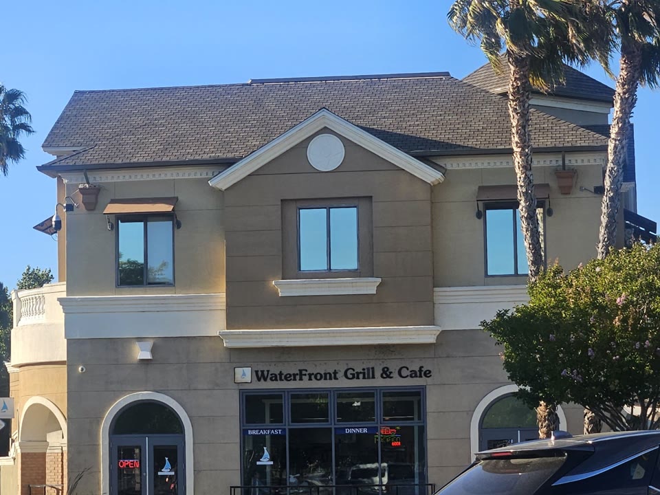 Waterfront Grill and Cafe building in Pittsburg, California